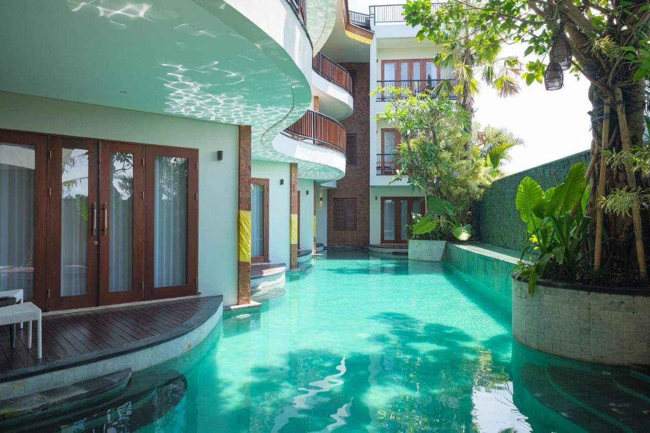 Djabu Seminyak Hotel Denpasar Exterior foto