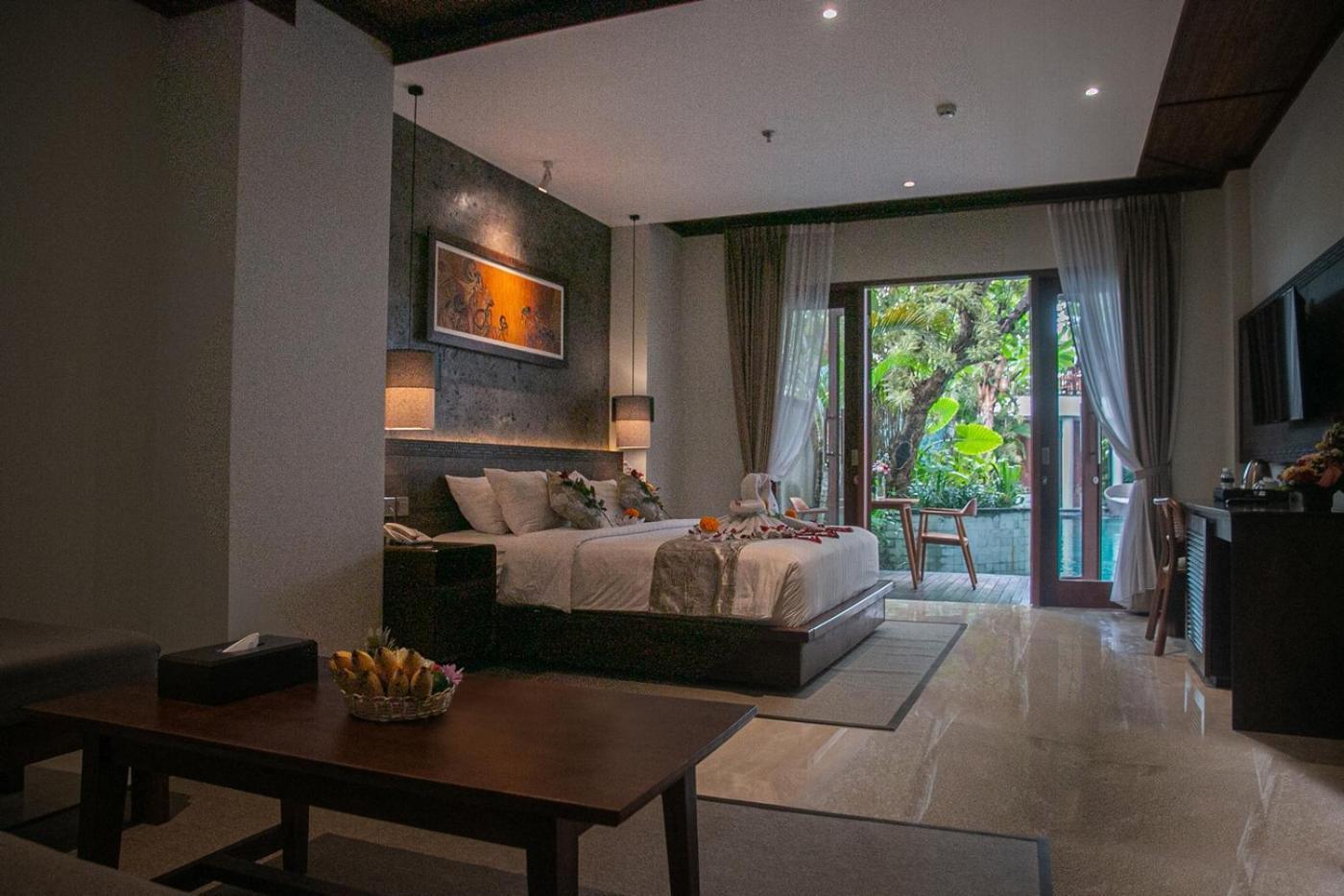 Djabu Seminyak Hotel Denpasar Exterior foto