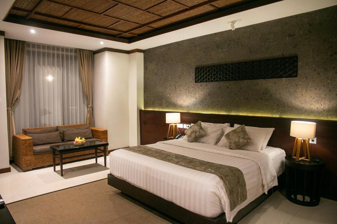 Djabu Seminyak Hotel Denpasar Exterior foto